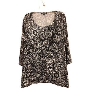 Zac & Rachel WOMAN Plus Size 2X Tunic Top Round Neckline Floral Print Black/Whit